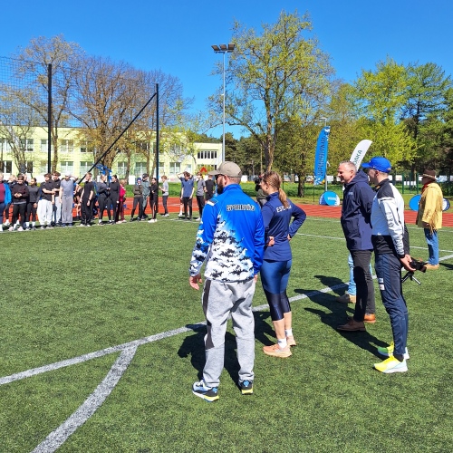 Kaitseressursside Ameti esindajad, EOK president Kaljulaid ning MURGi koolijuht