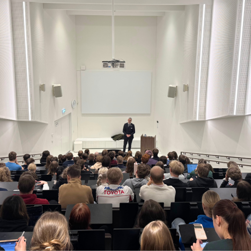 Kohtumine Eesti suursaadikuga USAs