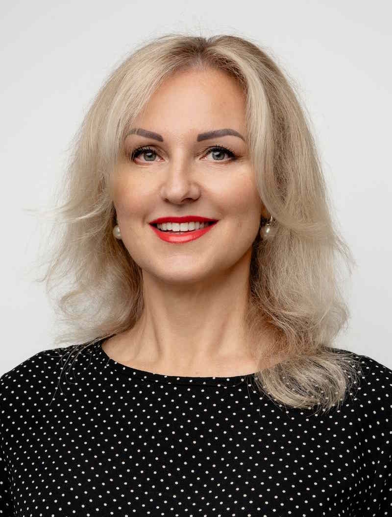 Angela Pulkkinen